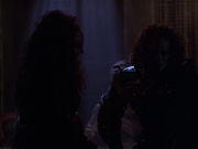 extant_StarTrek_VOY_6x03-BargeOfTheDead_02761.jpg