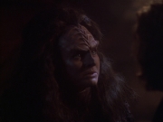 extant_StarTrek_VOY_6x03-BargeOfTheDead_02789.jpg