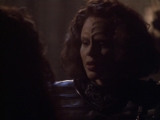 extant_StarTrek_VOY_6x03-BargeOfTheDead_02793.jpg