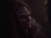 extant_StarTrek_VOY_6x03-BargeOfTheDead_02808.jpg