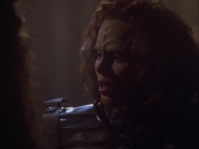 extant_StarTrek_VOY_6x03-BargeOfTheDead_02812.jpg