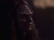 extant_StarTrek_VOY_6x03-BargeOfTheDead_02827.jpg