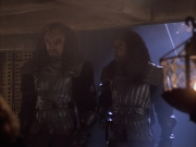 extant_StarTrek_VOY_6x03-BargeOfTheDead_02846.jpg