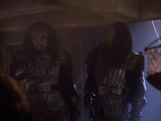 extant_StarTrek_VOY_6x03-BargeOfTheDead_02848.jpg