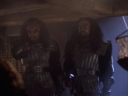 extant_StarTrek_VOY_6x03-BargeOfTheDead_02849.jpg