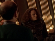 extant_StarTrek_VOY_6x03-BargeOfTheDead_03138.jpg