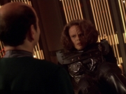 extant_StarTrek_VOY_6x03-BargeOfTheDead_03146.jpg