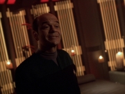 extant_StarTrek_VOY_6x03-BargeOfTheDead_03150.jpg