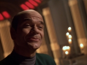 extant_StarTrek_VOY_6x03-BargeOfTheDead_03185.jpg