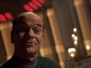 extant_StarTrek_VOY_6x03-BargeOfTheDead_03186.jpg