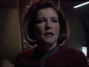 extant_StarTrek_VOY_6x03-BargeOfTheDead_03244.jpg