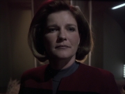 extant_StarTrek_VOY_6x03-BargeOfTheDead_03245.jpg