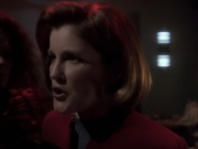 extant_StarTrek_VOY_6x03-BargeOfTheDead_03270.jpg