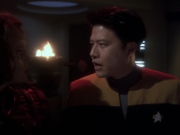 extant_StarTrek_VOY_6x03-BargeOfTheDead_03282.jpg