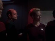 extant_StarTrek_VOY_6x03-BargeOfTheDead_03291.jpg