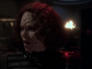 extant_StarTrek_VOY_6x03-BargeOfTheDead_03302.jpg