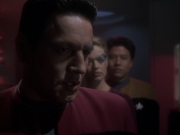 extant_StarTrek_VOY_6x03-BargeOfTheDead_03306.jpg