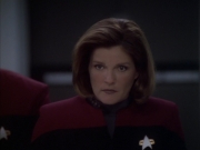 extant_StarTrek_VOY_6x03-BargeOfTheDead_03427.jpg
