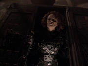 extant_StarTrek_VOY_6x03-BargeOfTheDead_03432.jpg
