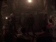 extant_StarTrek_VOY_6x03-BargeOfTheDead_03441.jpg