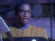 extant_StarTrek_VOY_6x03-BargeOfTheDead_03445.jpg