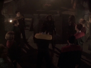 extant_StarTrek_VOY_6x03-BargeOfTheDead_03446.jpg