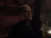 extant_StarTrek_VOY_6x03-BargeOfTheDead_03469.jpg