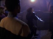 extant_StarTrek_VOY_6x03-BargeOfTheDead_03470.jpg