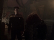 extant_StarTrek_VOY_6x03-BargeOfTheDead_03472.jpg