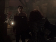 extant_StarTrek_VOY_6x03-BargeOfTheDead_03474.jpg