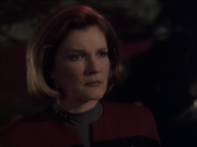 extant_StarTrek_VOY_6x03-BargeOfTheDead_03480.jpg