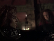 extant_StarTrek_VOY_6x03-BargeOfTheDead_03516.jpg