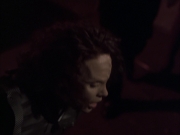 extant_StarTrek_VOY_6x03-BargeOfTheDead_03549.jpg