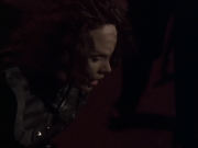 extant_StarTrek_VOY_6x03-BargeOfTheDead_03550.jpg