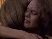 extant_StarTrek_VOY_6x03-BargeOfTheDead_03630.jpg