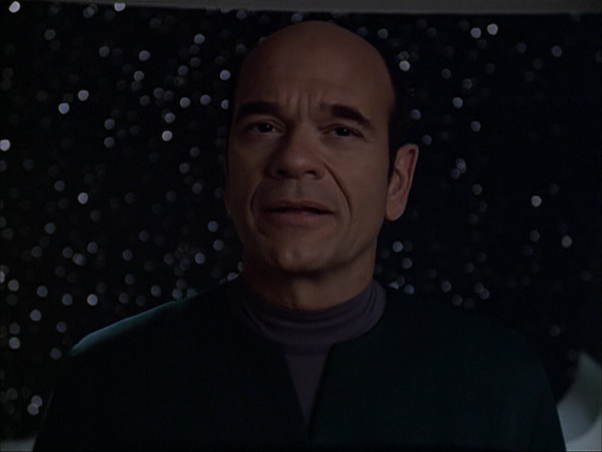 extant_StarTrek_VOY_6x04-TinkerTenorDoctorSpy_00030.jpg