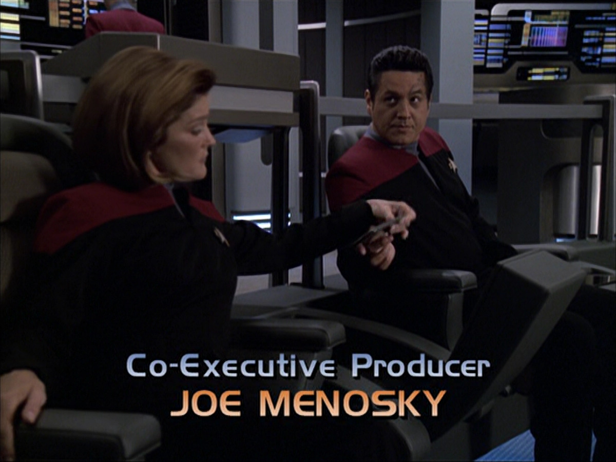 extant_StarTrek_VOY_6x04-TinkerTenorDoctorSpy_00520.jpg