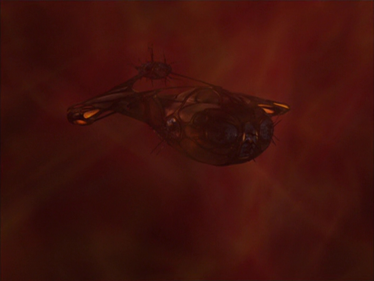 extant_StarTrek_VOY_6x04-TinkerTenorDoctorSpy_00635.jpg