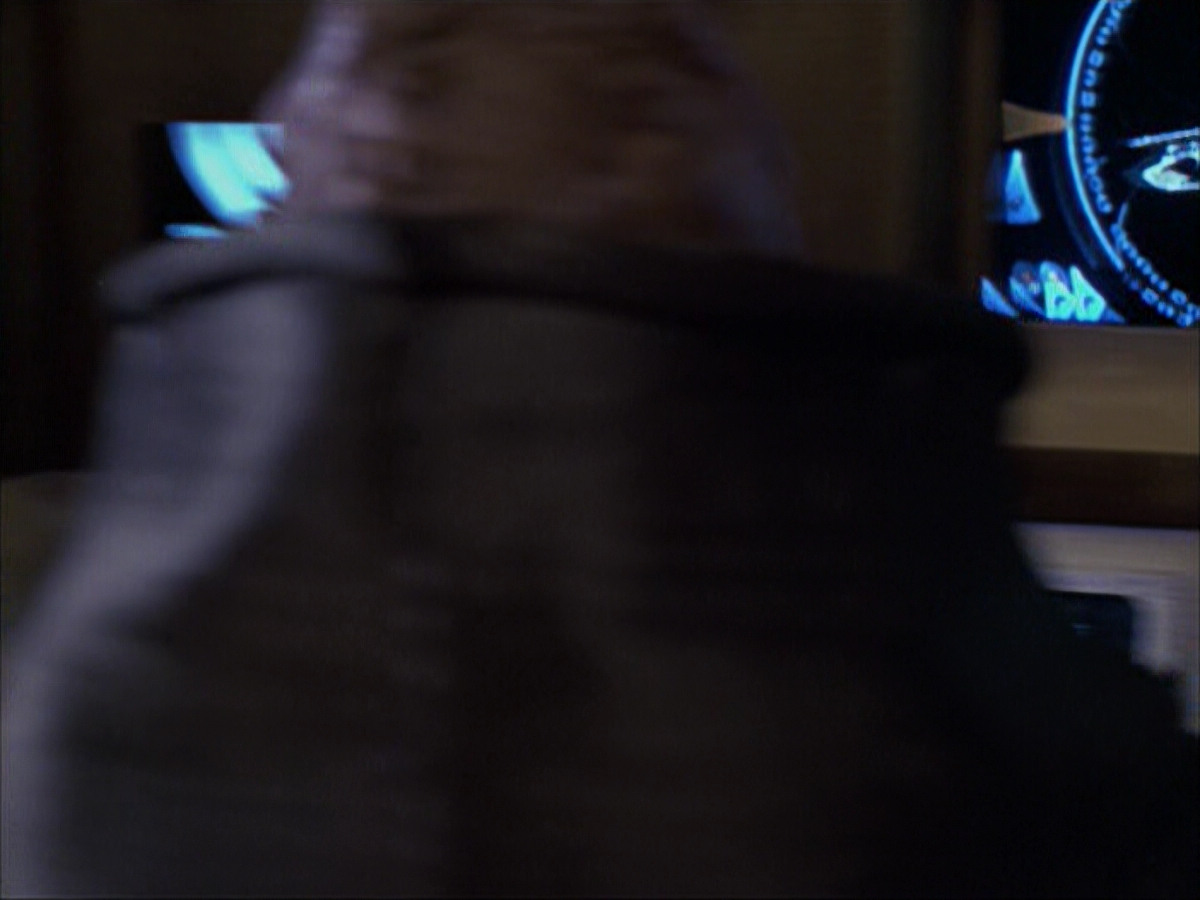 extant_StarTrek_VOY_6x04-TinkerTenorDoctorSpy_00681.jpg