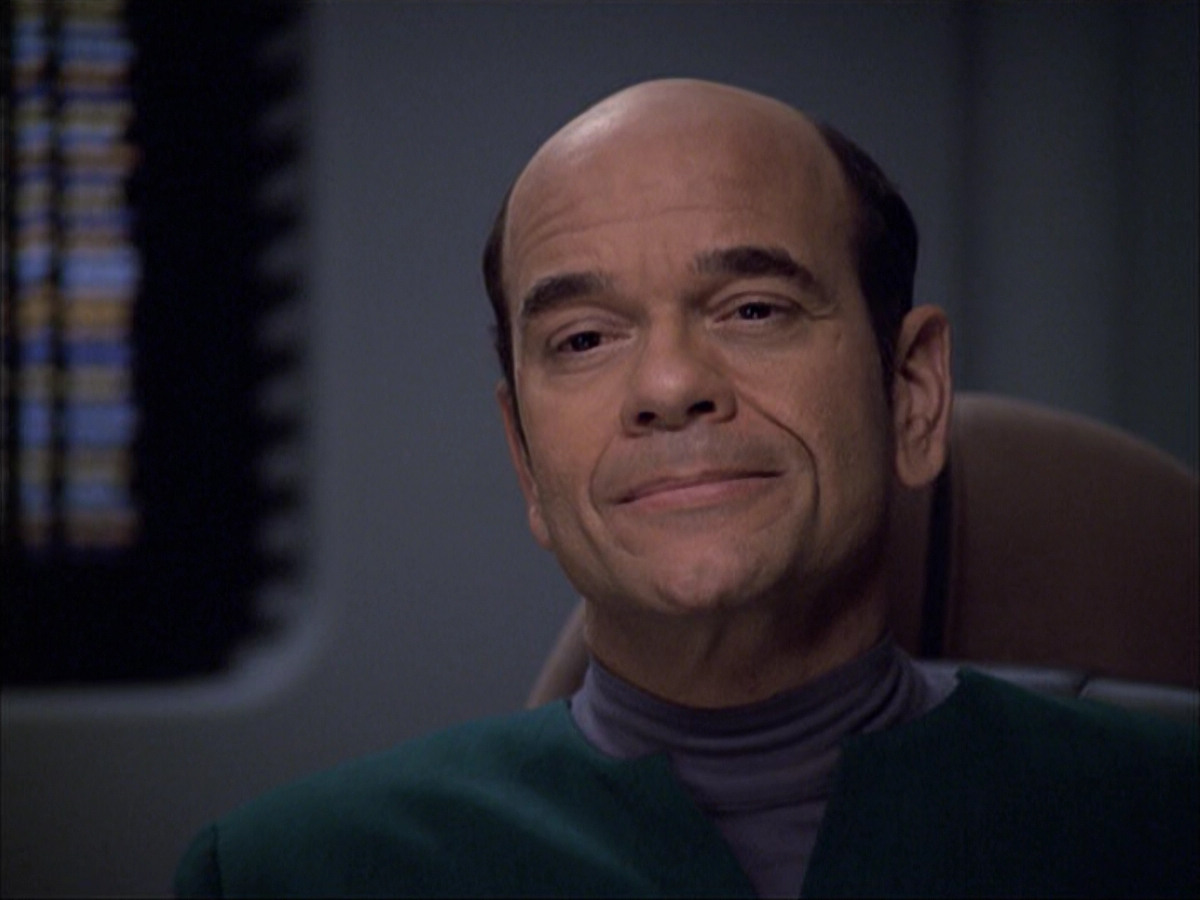extant_StarTrek_VOY_6x04-TinkerTenorDoctorSpy_00978.jpg