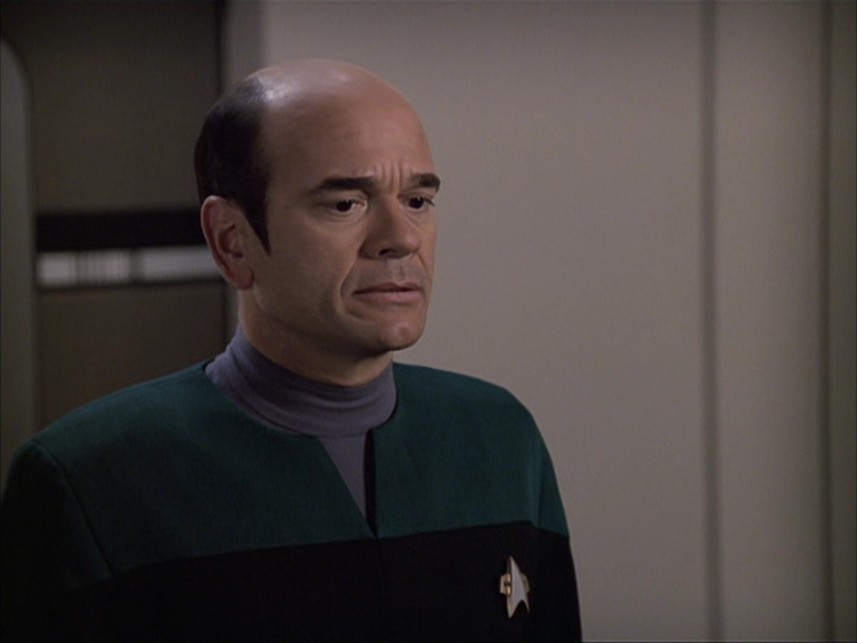 extant_StarTrek_VOY_6x04-TinkerTenorDoctorSpy_01068.jpg
