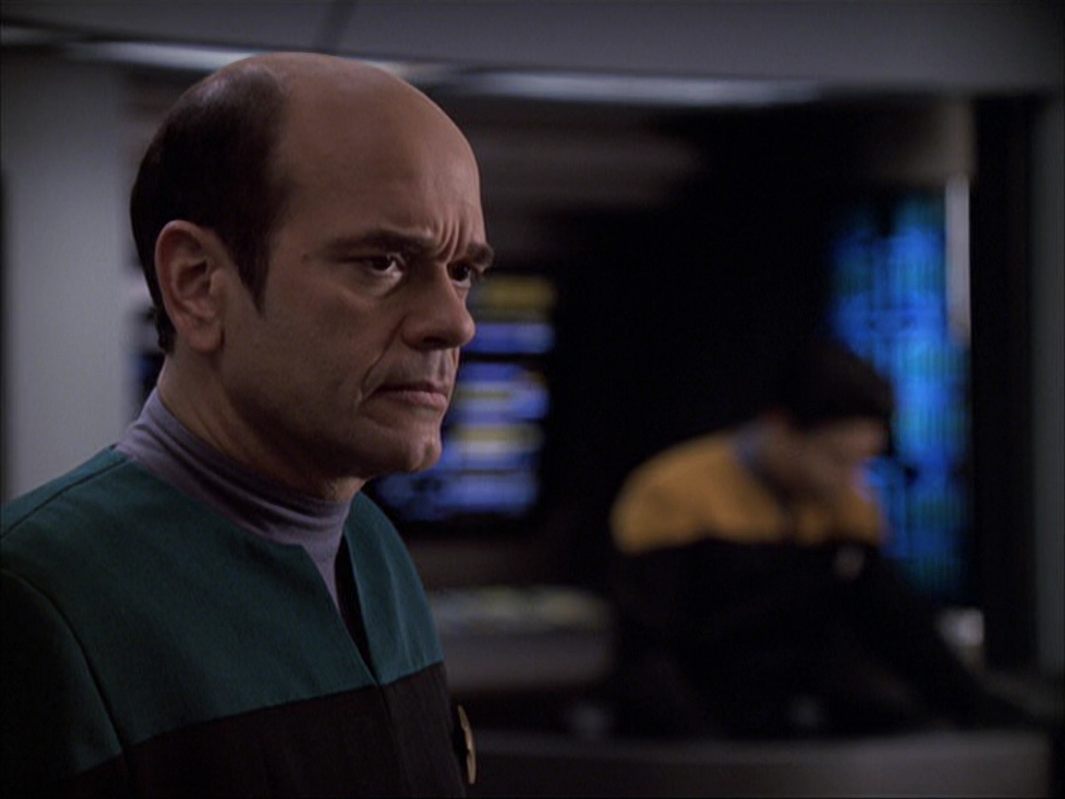 extant_StarTrek_VOY_6x04-TinkerTenorDoctorSpy_01410.jpg