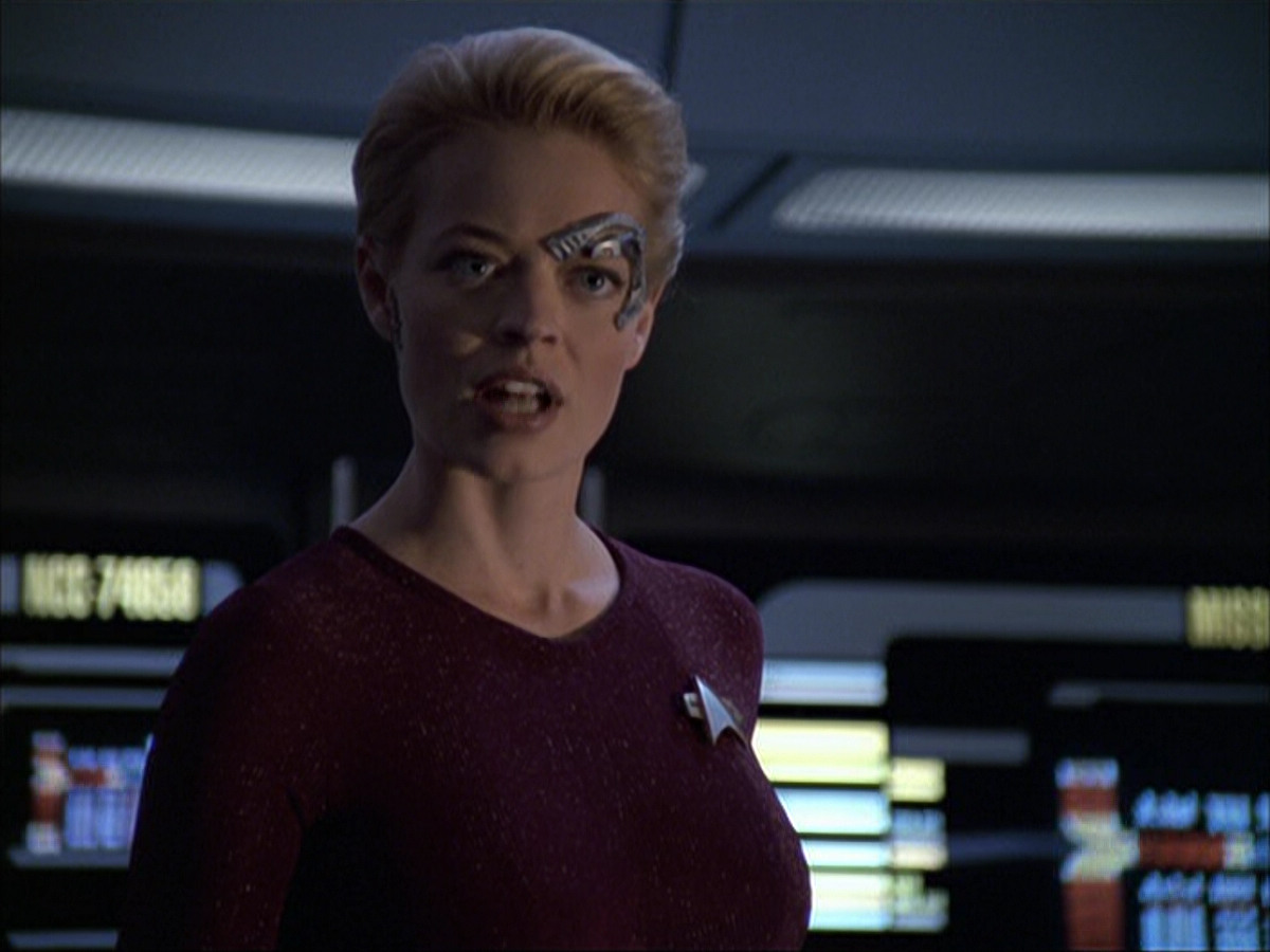 extant_StarTrek_VOY_6x04-TinkerTenorDoctorSpy_01448.jpg