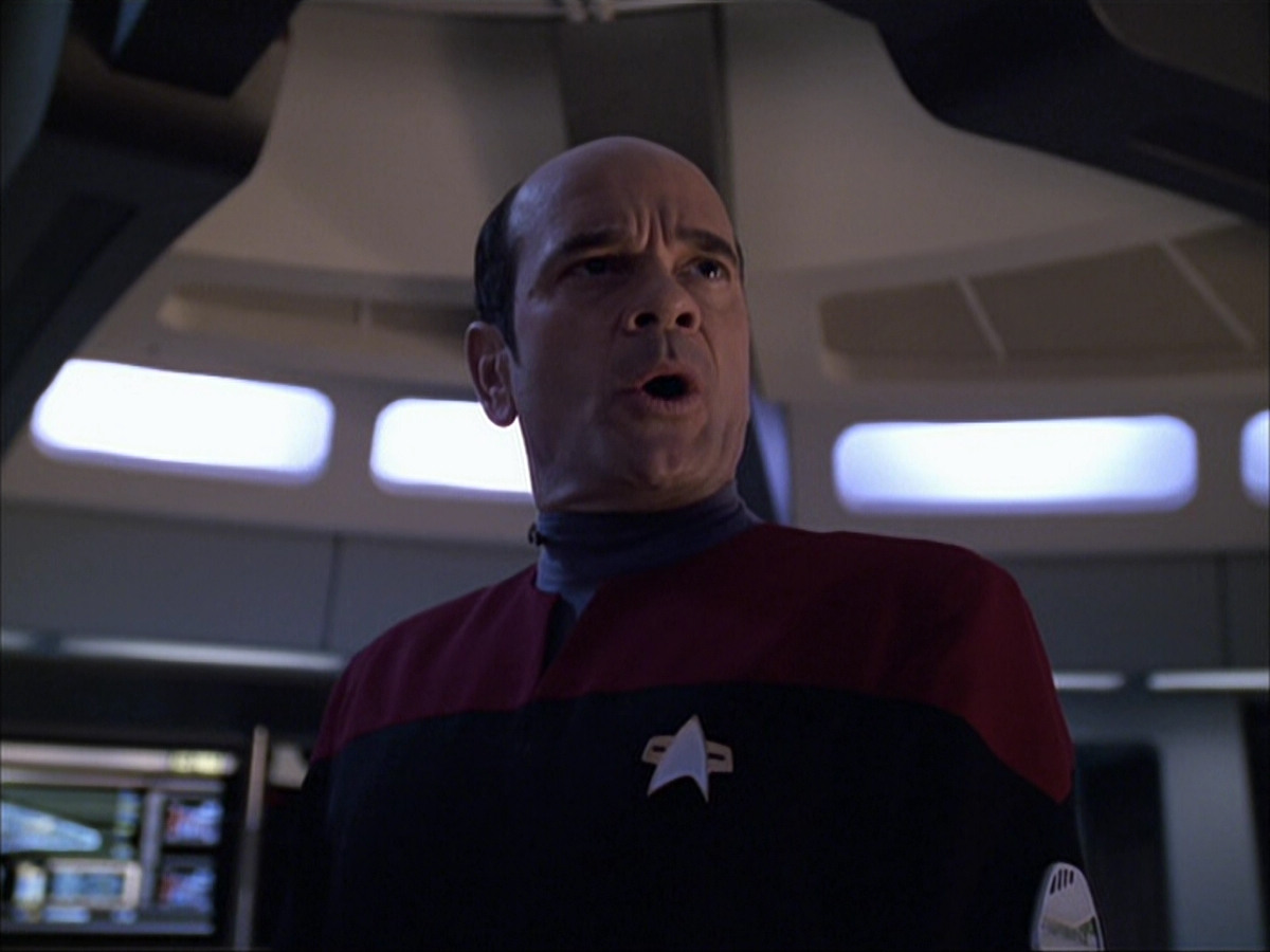 extant_StarTrek_VOY_6x04-TinkerTenorDoctorSpy_01500.jpg