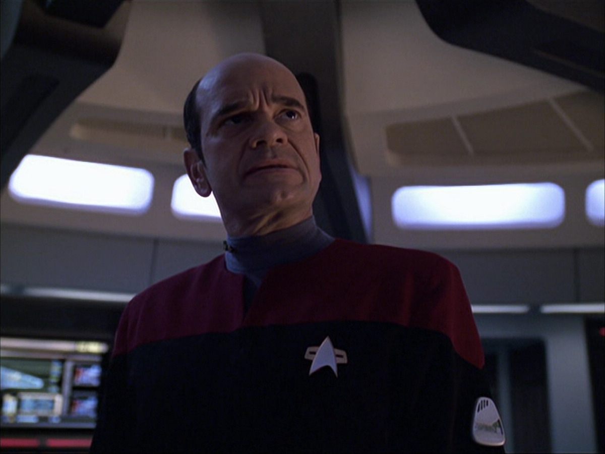 extant_StarTrek_VOY_6x04-TinkerTenorDoctorSpy_01511.jpg