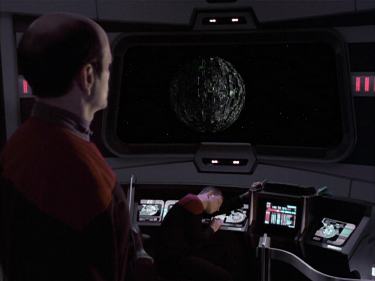 extant_StarTrek_VOY_6x04-TinkerTenorDoctorSpy_01573.jpg
