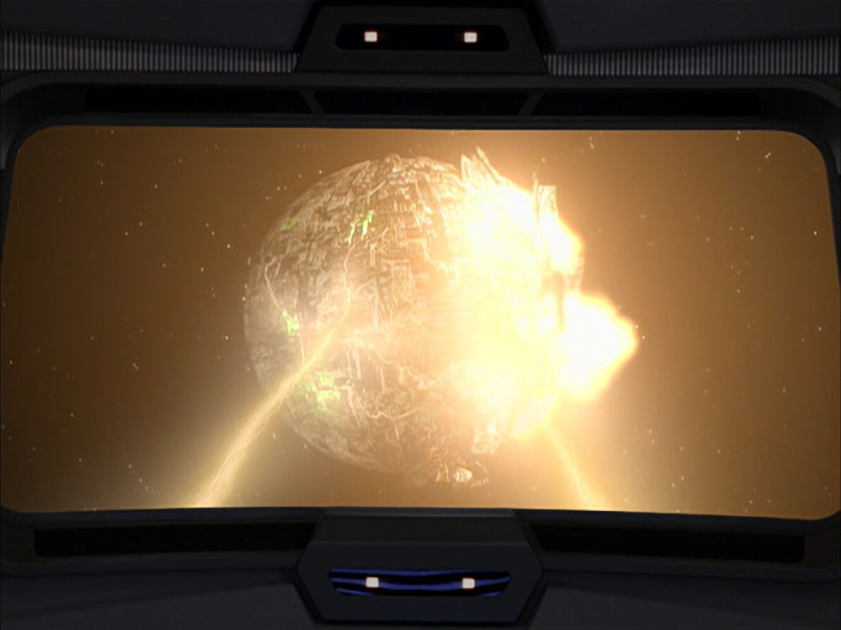 extant_StarTrek_VOY_6x04-TinkerTenorDoctorSpy_01593.jpg