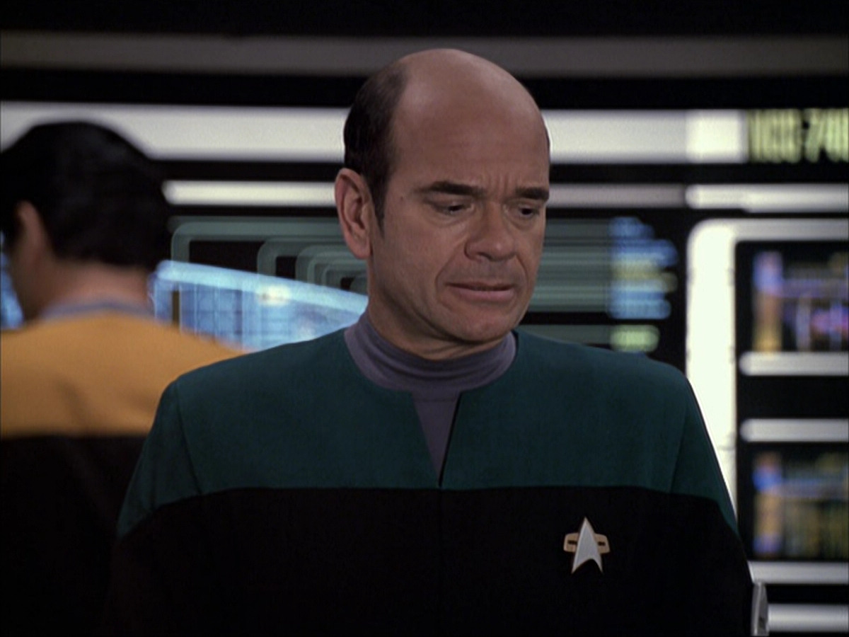 extant_StarTrek_VOY_6x04-TinkerTenorDoctorSpy_01640.jpg