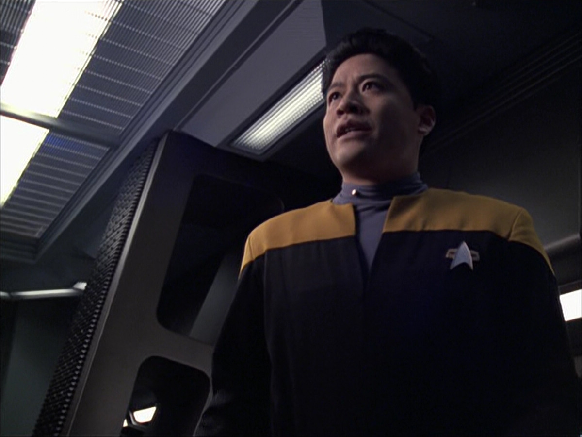 extant_StarTrek_VOY_6x04-TinkerTenorDoctorSpy_01912.jpg
