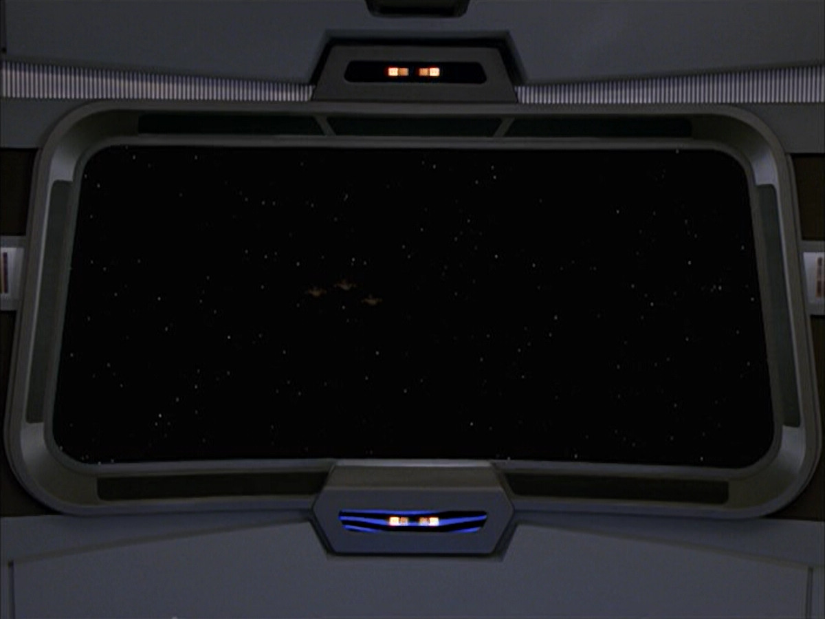 extant_StarTrek_VOY_6x04-TinkerTenorDoctorSpy_02843.jpg